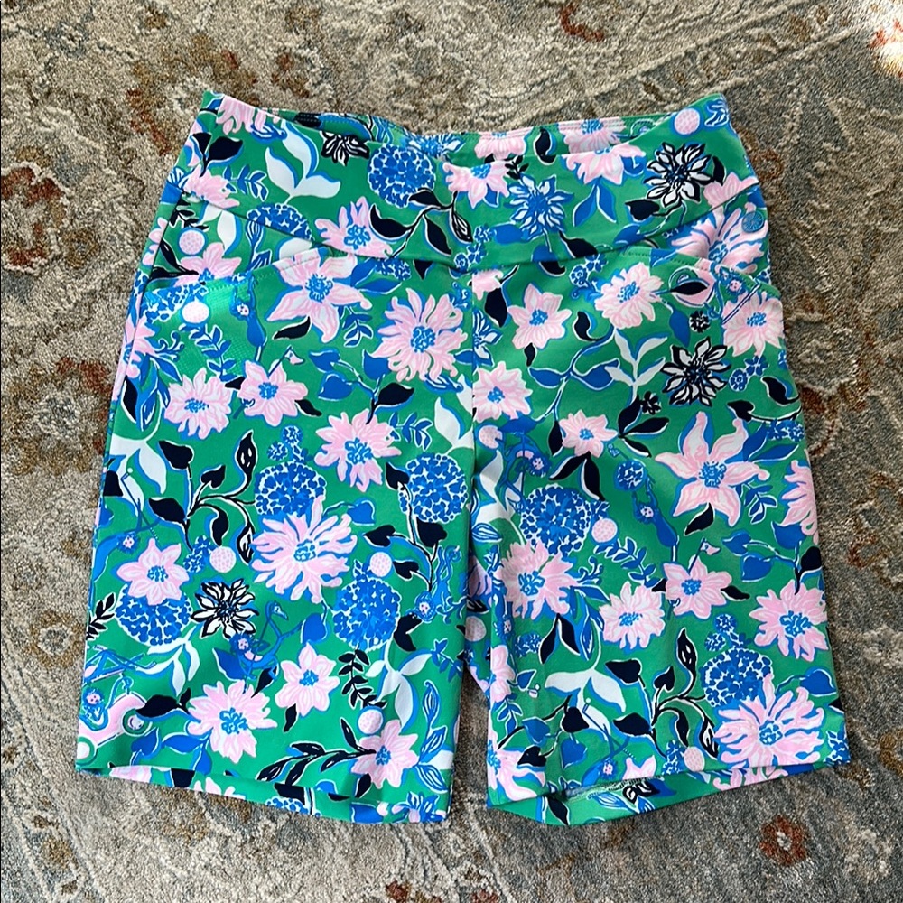 Floral Patterned Lilly Pulitzer Shorts in Green and Pink